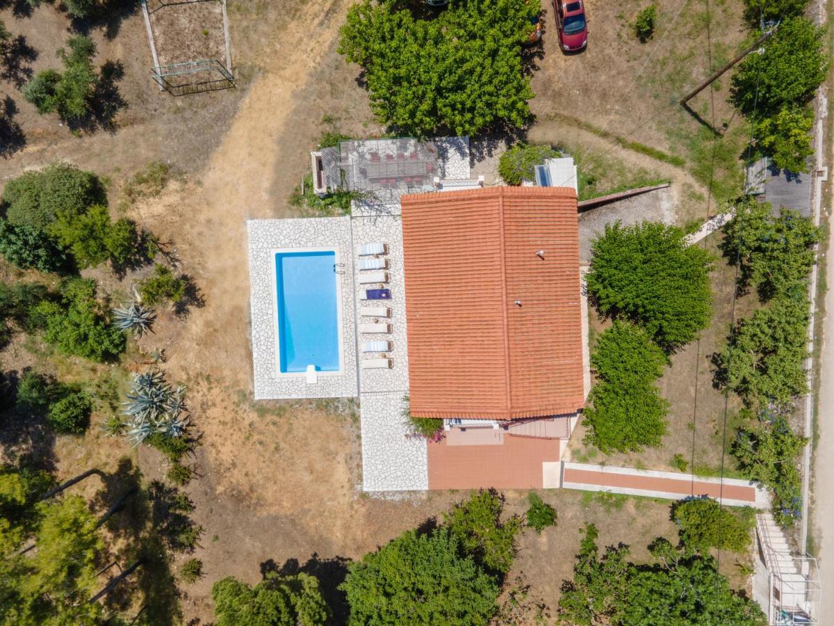 Villa Ostria Lixouri Esterno foto
