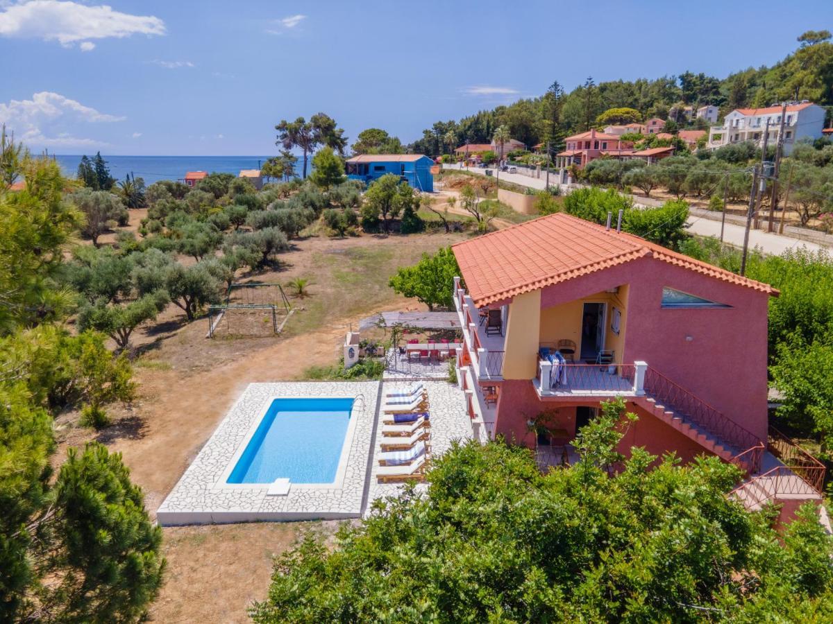 Villa Ostria Lixouri Esterno foto