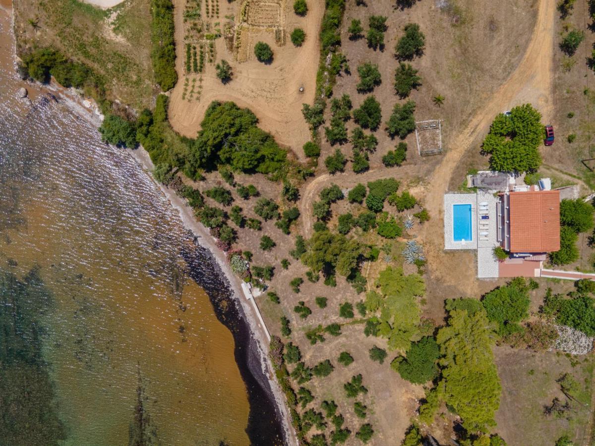 Villa Ostria Lixouri Esterno foto