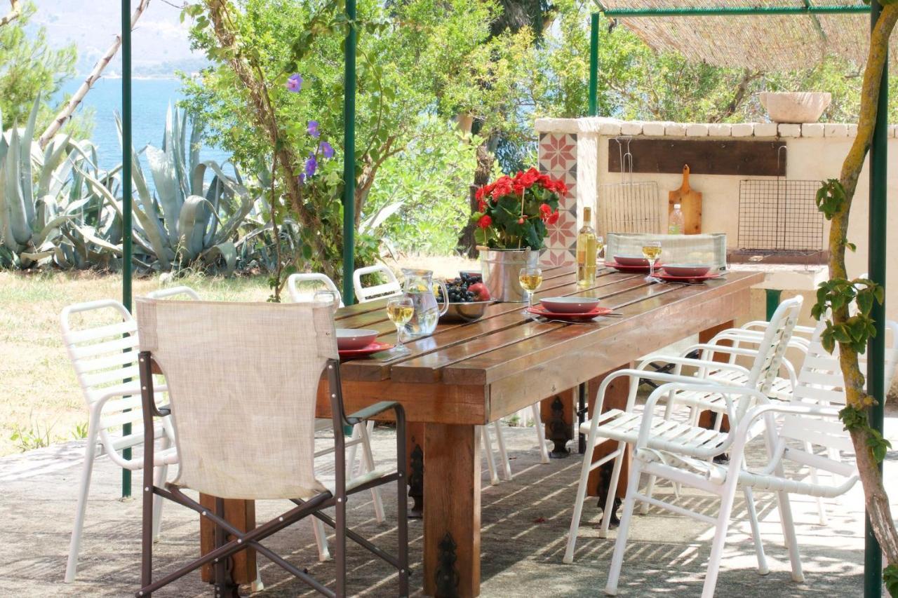 Villa Ostria Lixouri Esterno foto